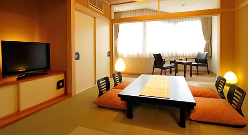 Hotel Shiroyama Yugawara Exteriör bild